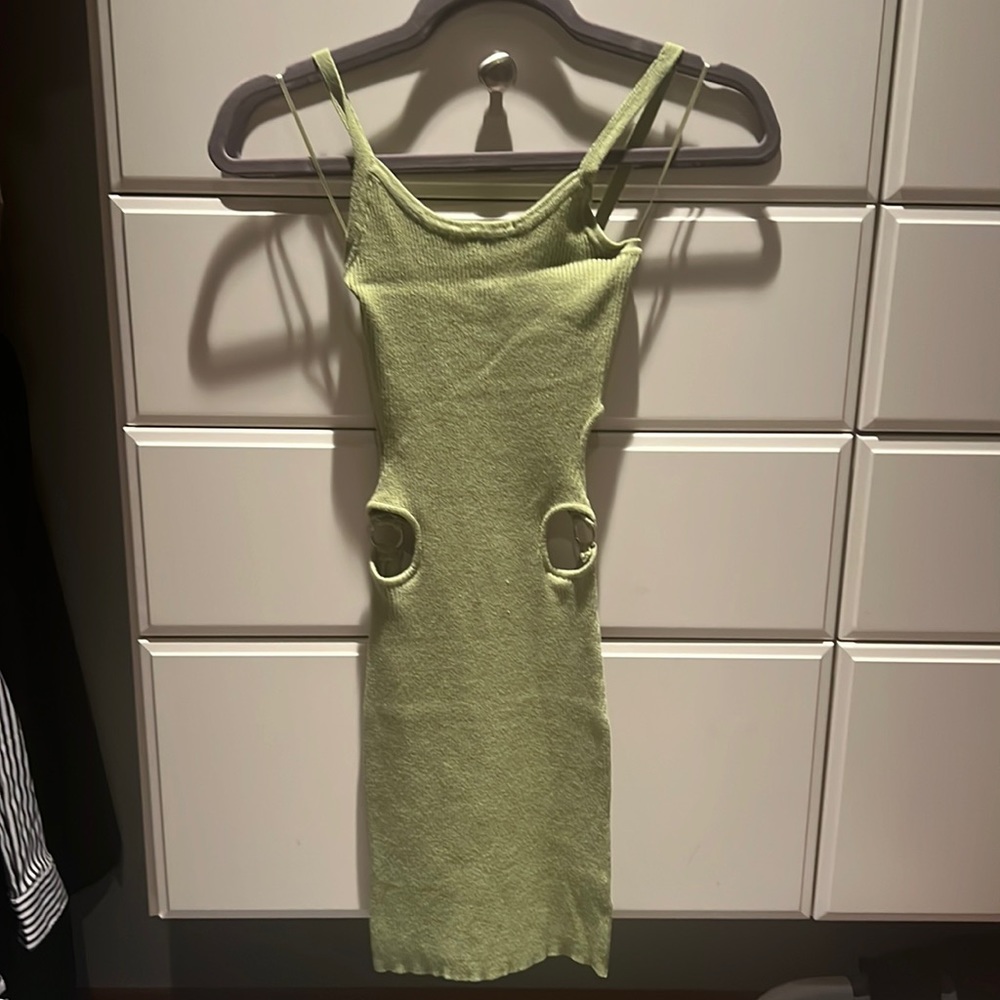 Kendall and Kylie dress